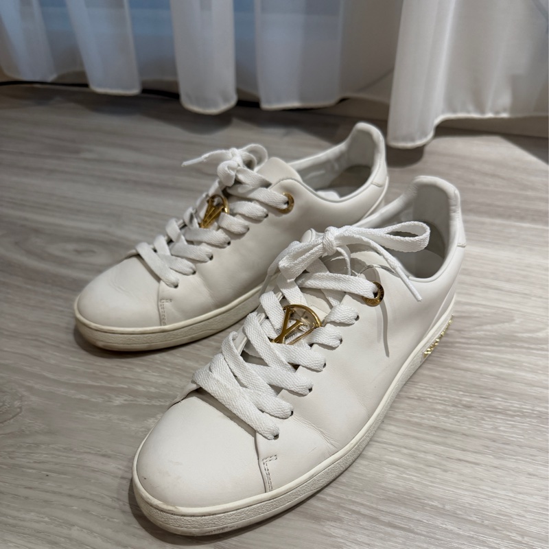 Louis Vuitton Logo小白鞋🩵尺寸37-0