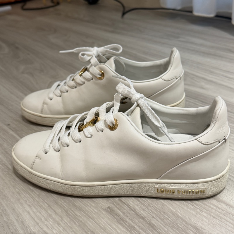 Louis Vuitton Logo小白鞋🩵尺寸37-8