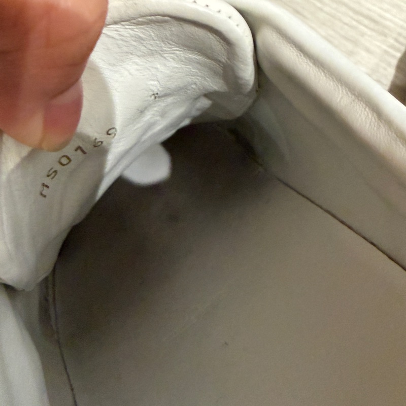 Louis Vuitton Logo小白鞋🩵尺寸37-21