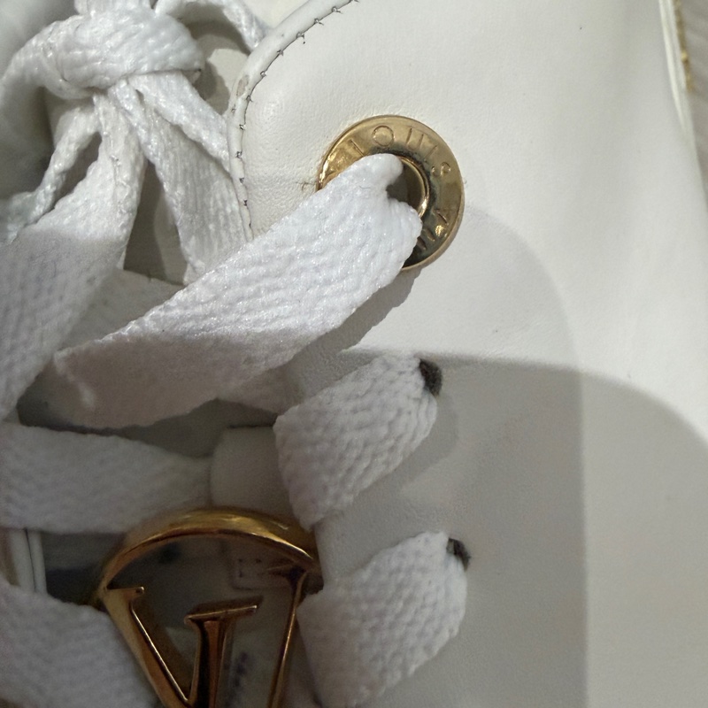 Louis Vuitton Logo小白鞋🩵尺寸37-24