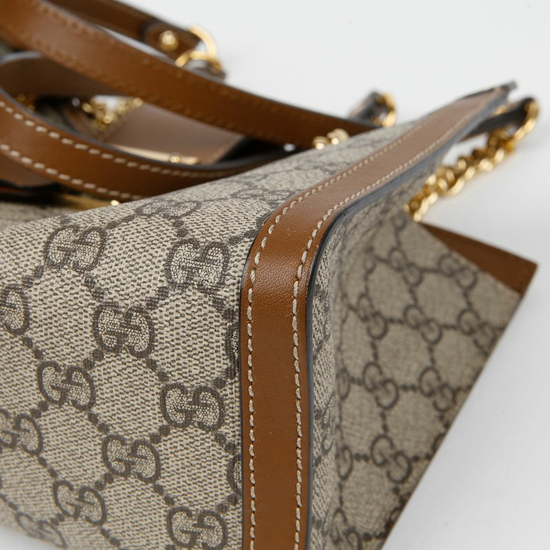 GUCCI 掛鎖小號肩背包 498156-6