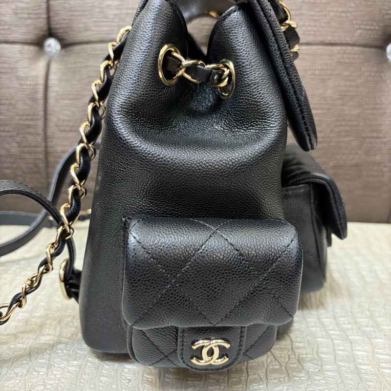 🌟熱門🌟Chanel 黑荔枝牛皮Duma中號手提後背包AS4398-2