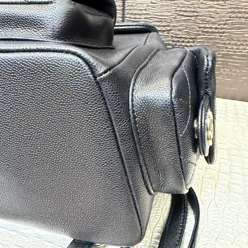 🌟熱門🌟Chanel 黑荔枝牛皮Duma中號手提後背包AS4398-5