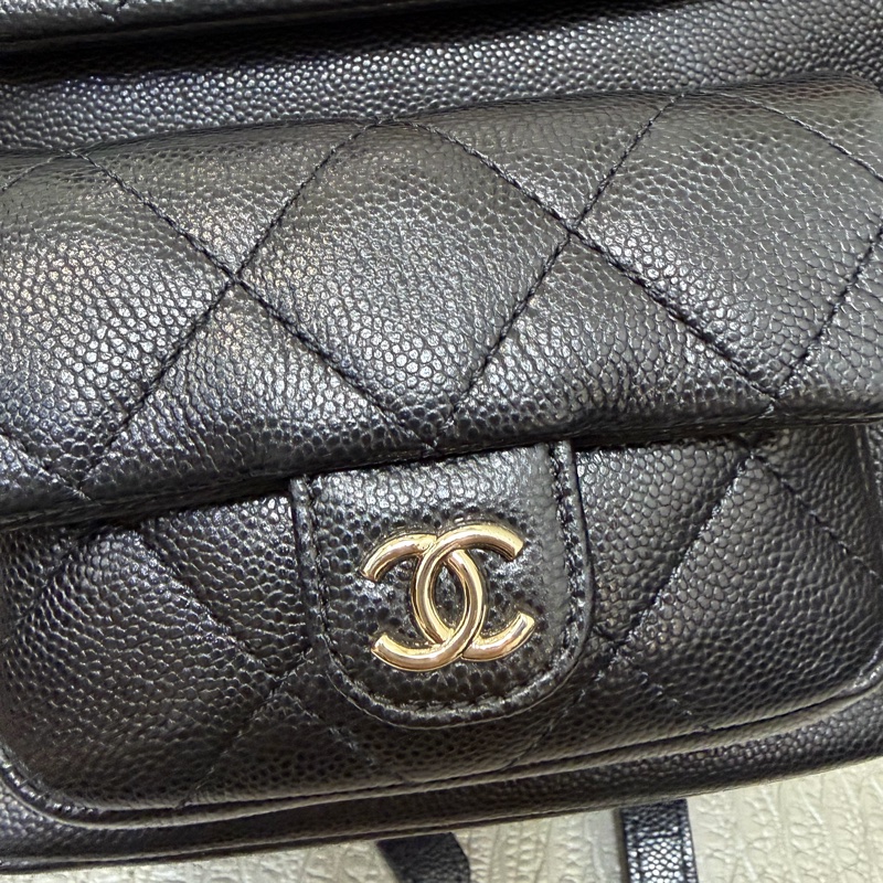 🌟熱門🌟Chanel 黑荔枝牛皮Duma中號手提後背包AS4398-8