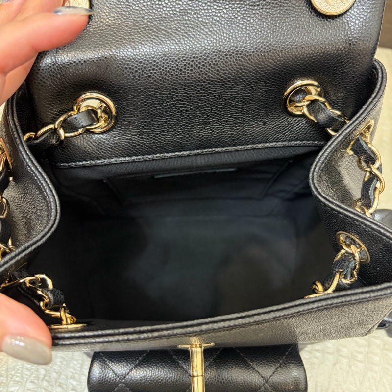 🌟熱門🌟Chanel 黑荔枝牛皮Duma中號手提後背包AS4398-11
