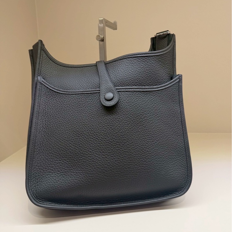 HERMES Evelyne 29肩背包 方框O銅黑色 W刻-1