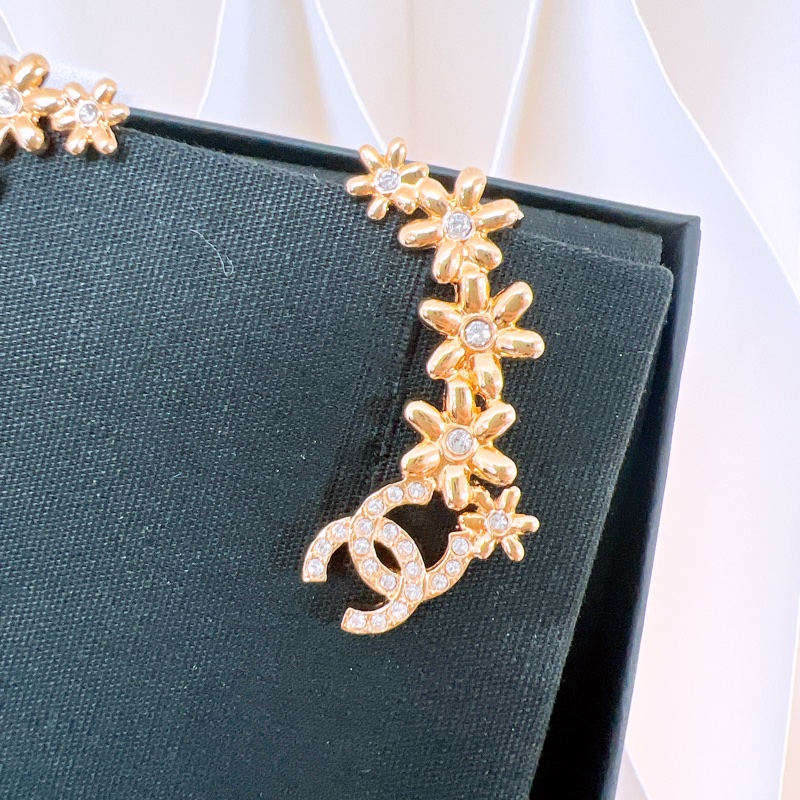 Chanel 23k 花花雙C水鑽耳環/耳骨夾-2