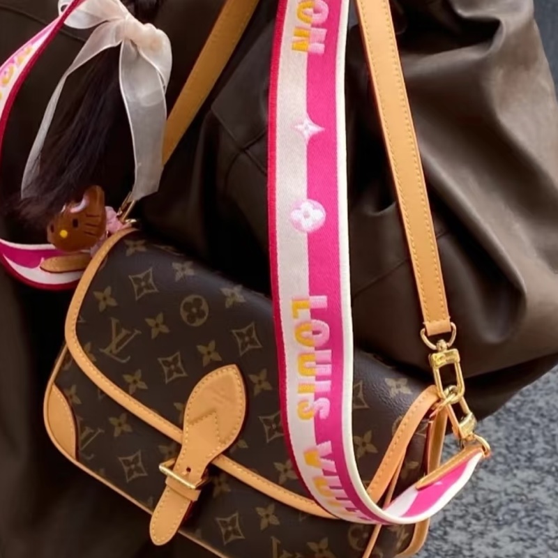 Lv法棍包晶片款-12