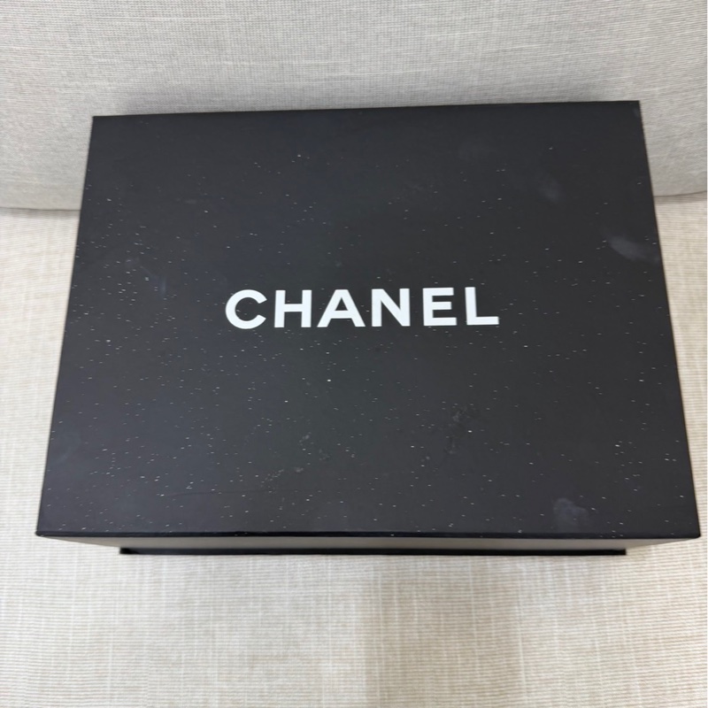 香奈兒Chanel 新款25C琺瑯手柄口蓋包-25