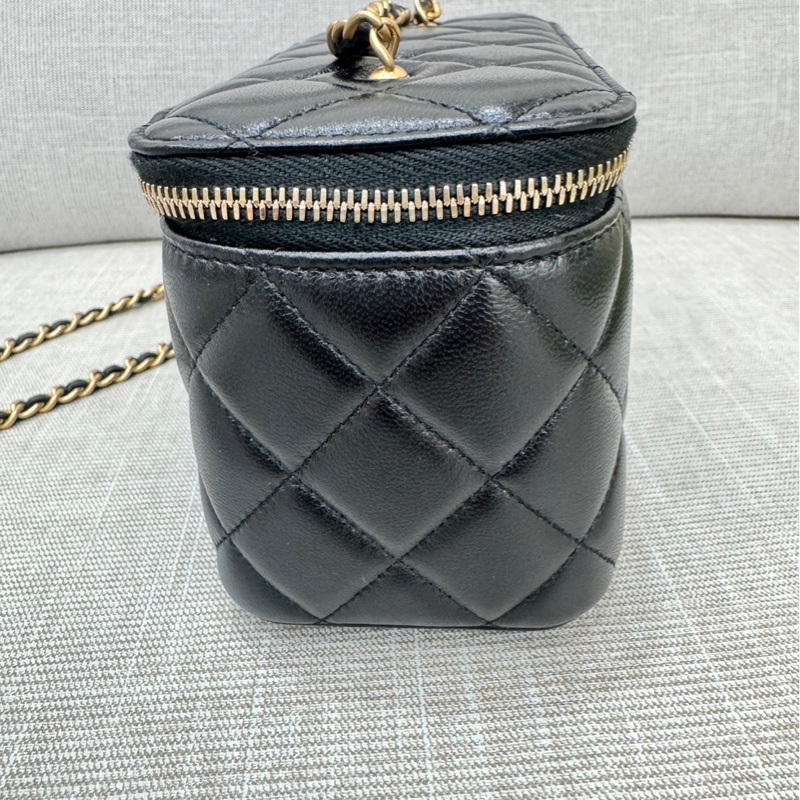 香奈兒Chanel25B 新款雙C調節扣長盒子黑金羊皮-5