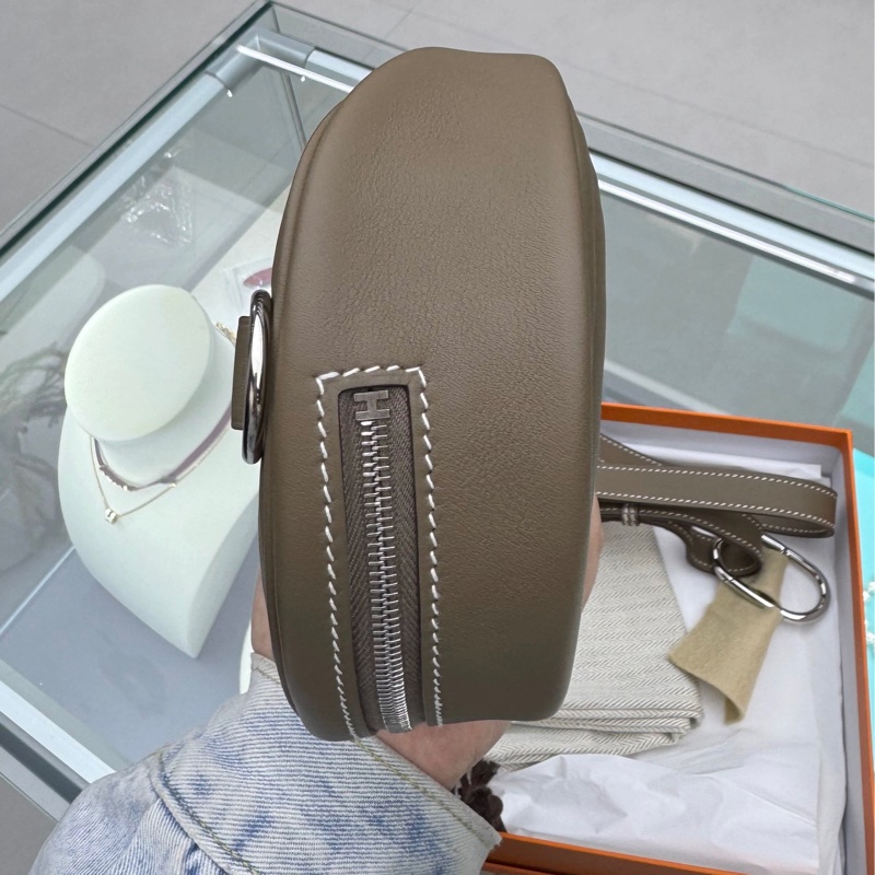 🌈Hermes🧡In the loop🧡豬鼻子腰包🧡大象灰銀扣🌟99新🌟全套有單🌈Swift 皮🌟beltbag🌟豬鼻子🌟-3