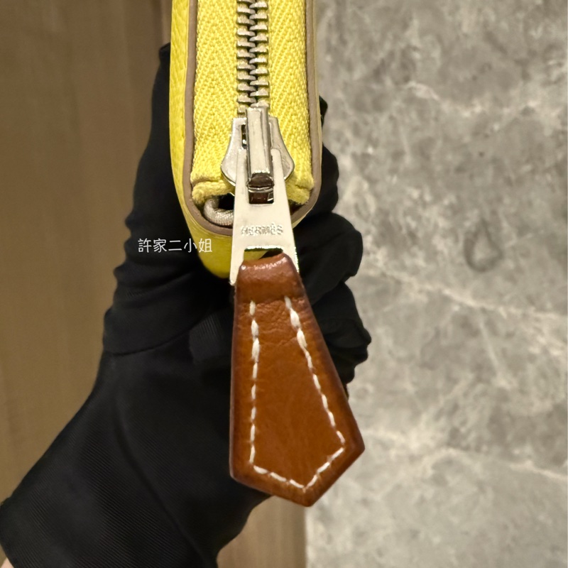 Hermes 98新 Silk'ln 絲巾ㄇ拉短夾 檸檬黃-7