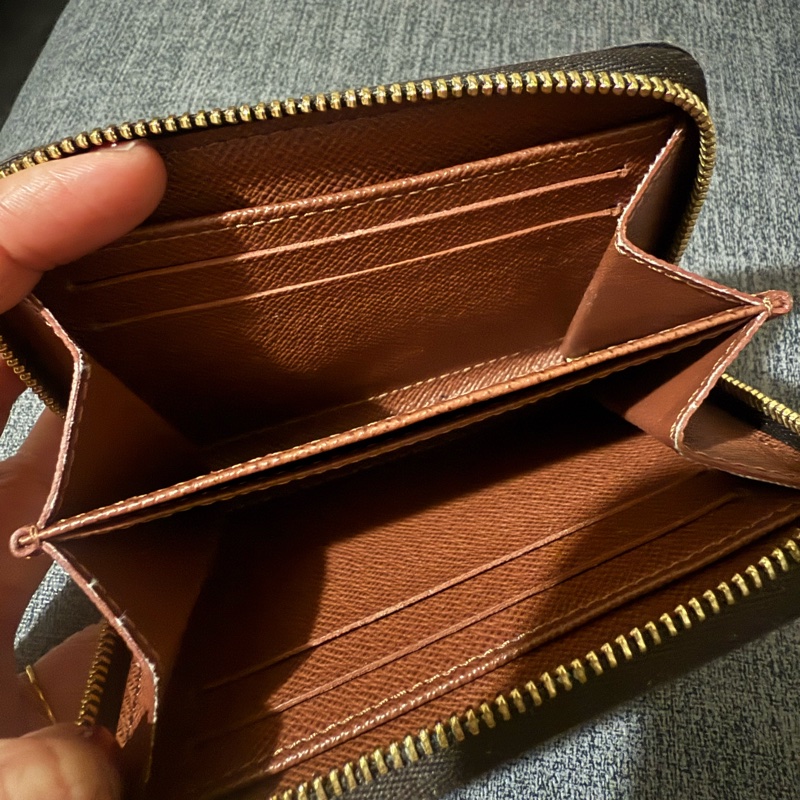 9新LV老花拉鍊卡包m60067-3