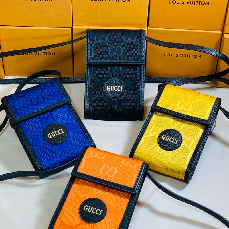 ✨近新閒置 Gucci 古馳 質感黑手機包 斜背包 肩背包-0