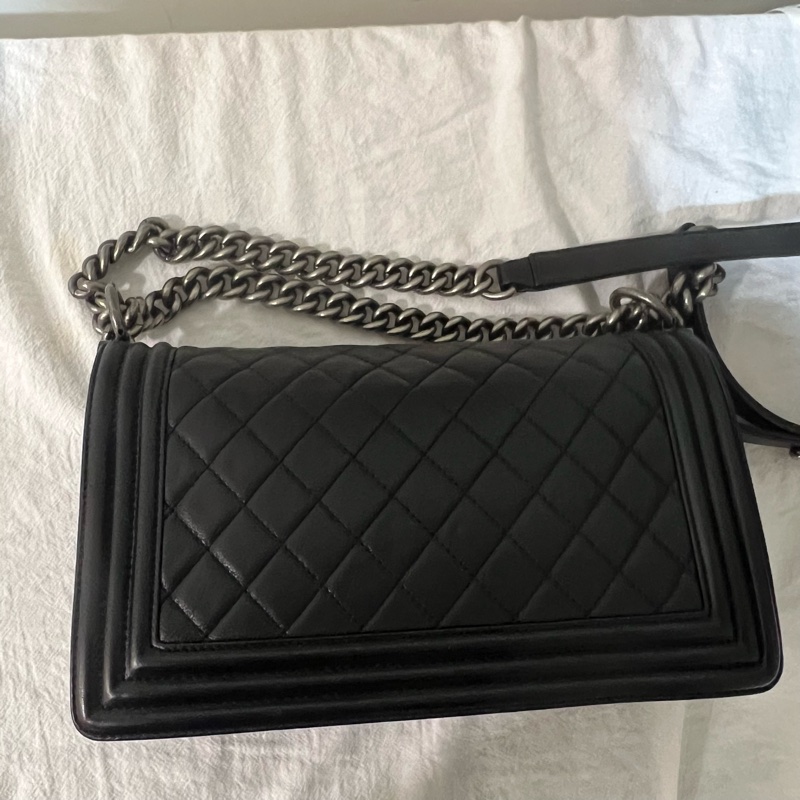 ෆ Chanel boy25黑銀 牛皮-8