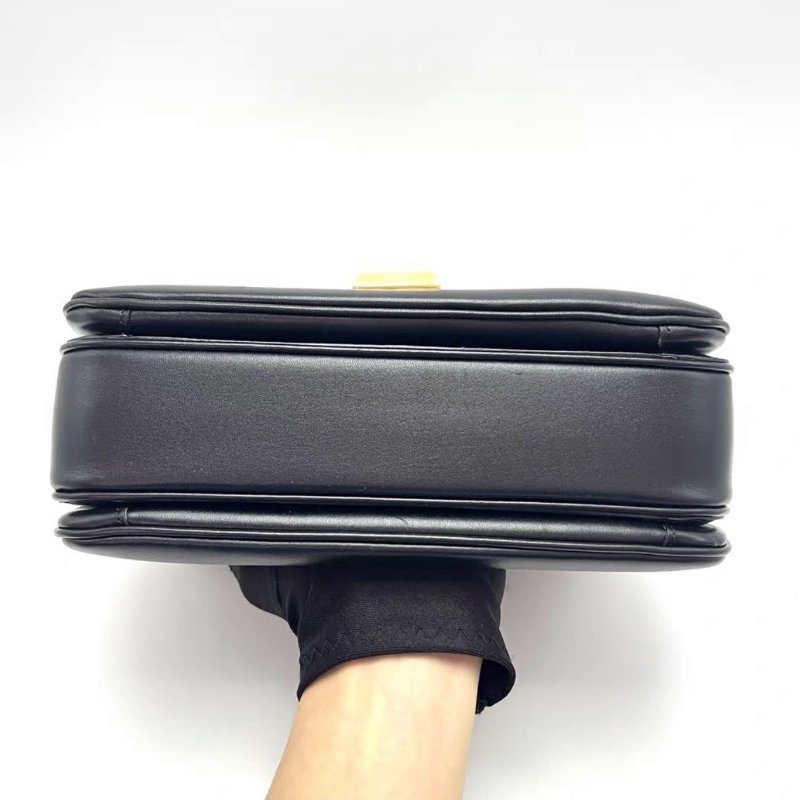 CELINE C bag黑金亮面牛皮肩背斜背22*14*7 98新配件塵袋-3