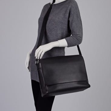 真品LV Taiga Roman GM大款 男士深海軍藍黑色 郵差包 公事包 電腦包 斜背包 側背包 出差包-8