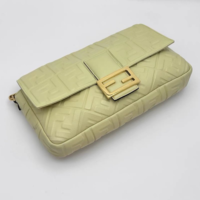 FENDI 米黃色金扣雙F大號肩背斜背法棍包 31*15*5 98新配件塵袋-2