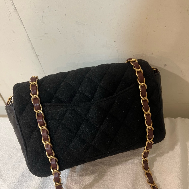 ෆ Chanel限量款✨毛呢徽章-13