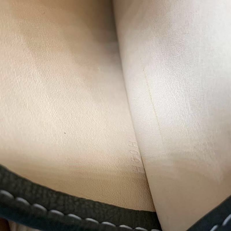 Delvaux德爾沃brilliant mini新款外縫線荔枝皮,尺寸20*15,超級百搭 秋冬必備氣質佳 2020年購入-7