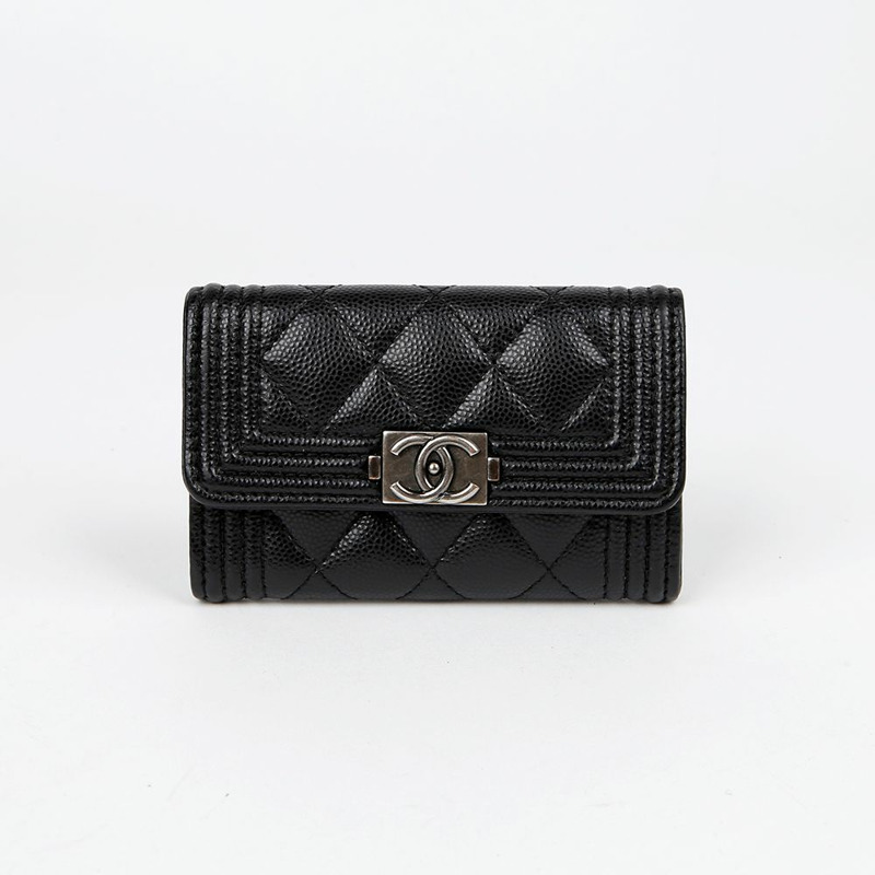 CHANEL Caviar Skin Boy 翻蓋卡包 A80603-1