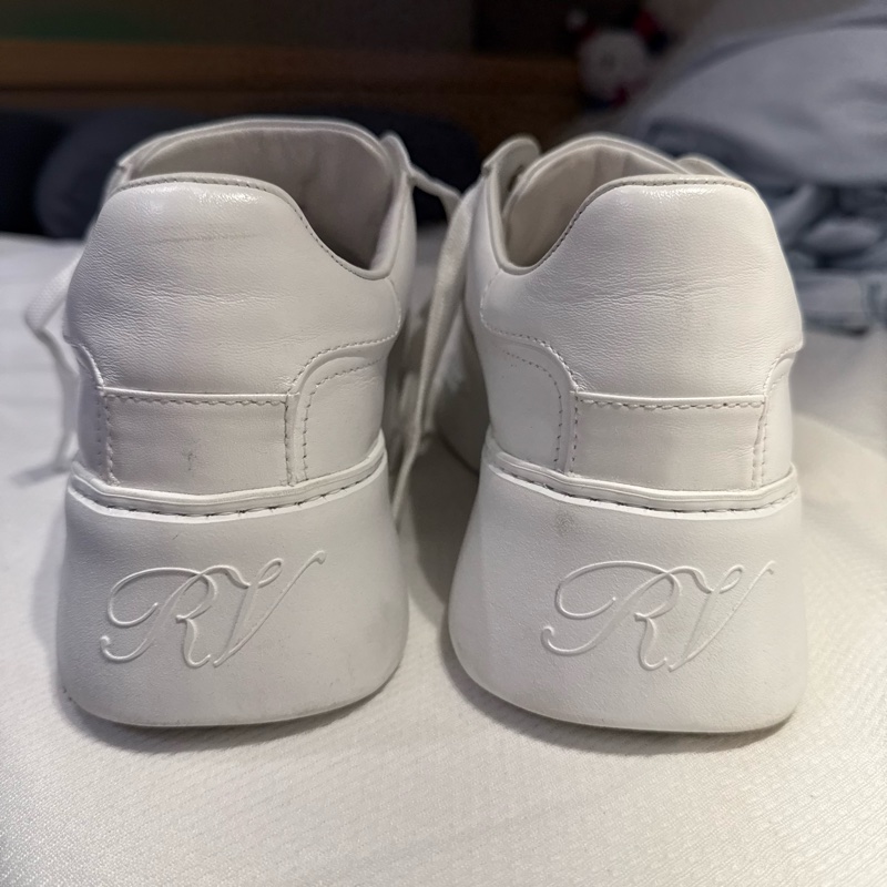 RV 水鑽皮質運動鞋 40-6