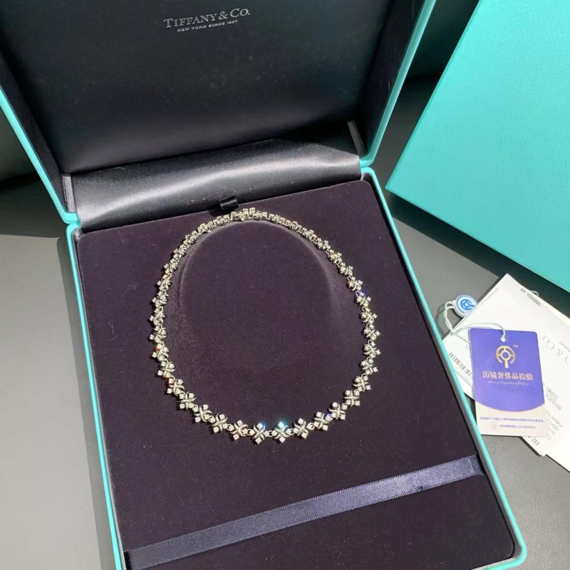 Tiffany Lynn 四十花白金鑲鑽項鍊choker項鍊高級珠寶史隆伯傑設計師系列,2024年購入-1