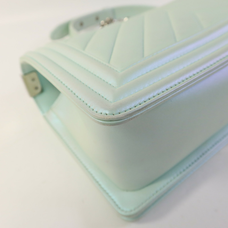 CHANEL 牛皮皮革Boy 25銀扣鏈帶肩背袋-15