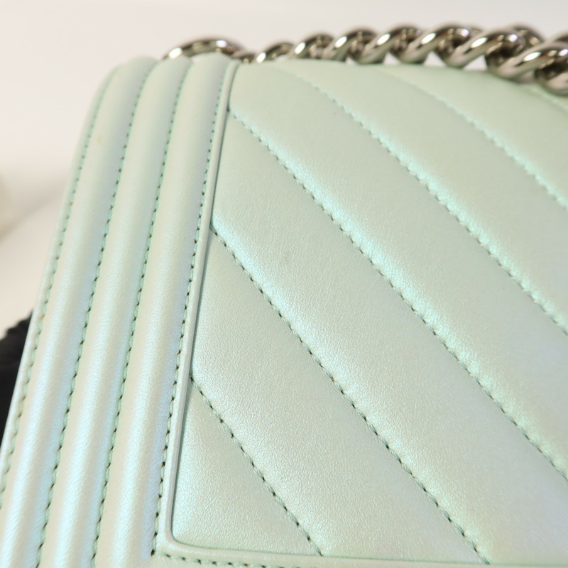 CHANEL 牛皮皮革Boy 25銀扣鏈帶肩背袋-18