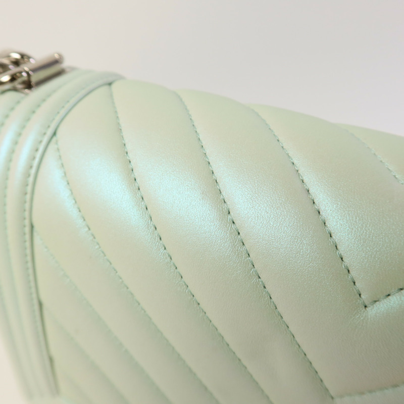 CHANEL 牛皮皮革Boy 25銀扣鏈帶肩背袋-20