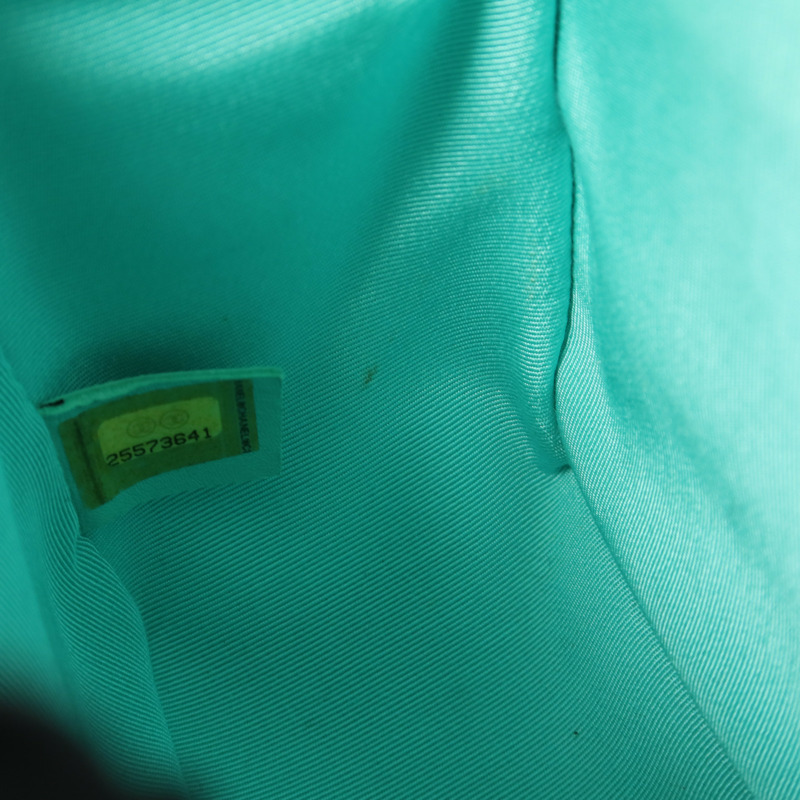 CHANEL 牛皮皮革Boy 25銀扣鏈帶肩背袋-23