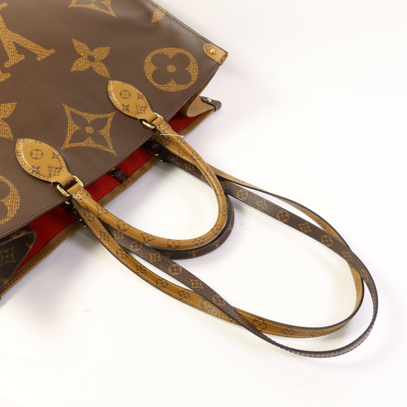 LOUIS VUITTON Monogram Giant On The Go GM金扣手挽肩背兩用袋-4