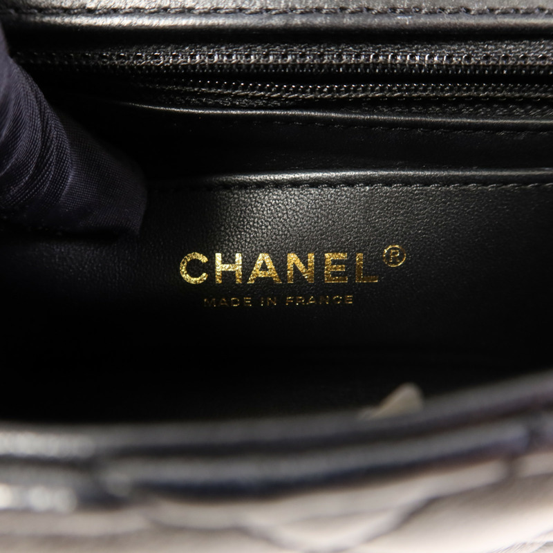 CHANEL 羊皮皮革Mini Flap Bag金扣鏈帶肩背袋-8
