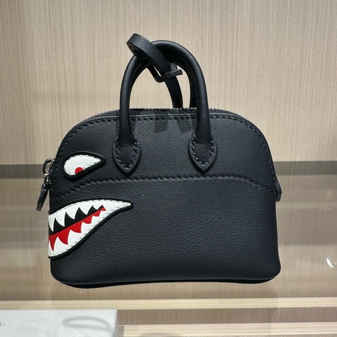 HERMES爱马仕 Bolide Shark 镀钯金属质感 Swift小牛皮 保龄球包包挂饰包周边