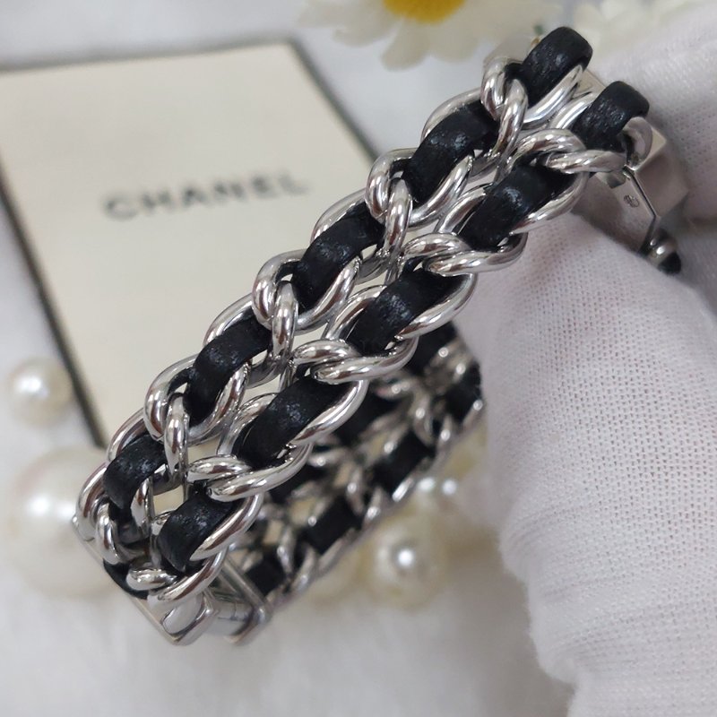 Chanel H0451 Vintage 🎀現品實拍 🎀首映錶 香奈兒黑/ 銀色 premiere手錶M尺寸~二手品-31