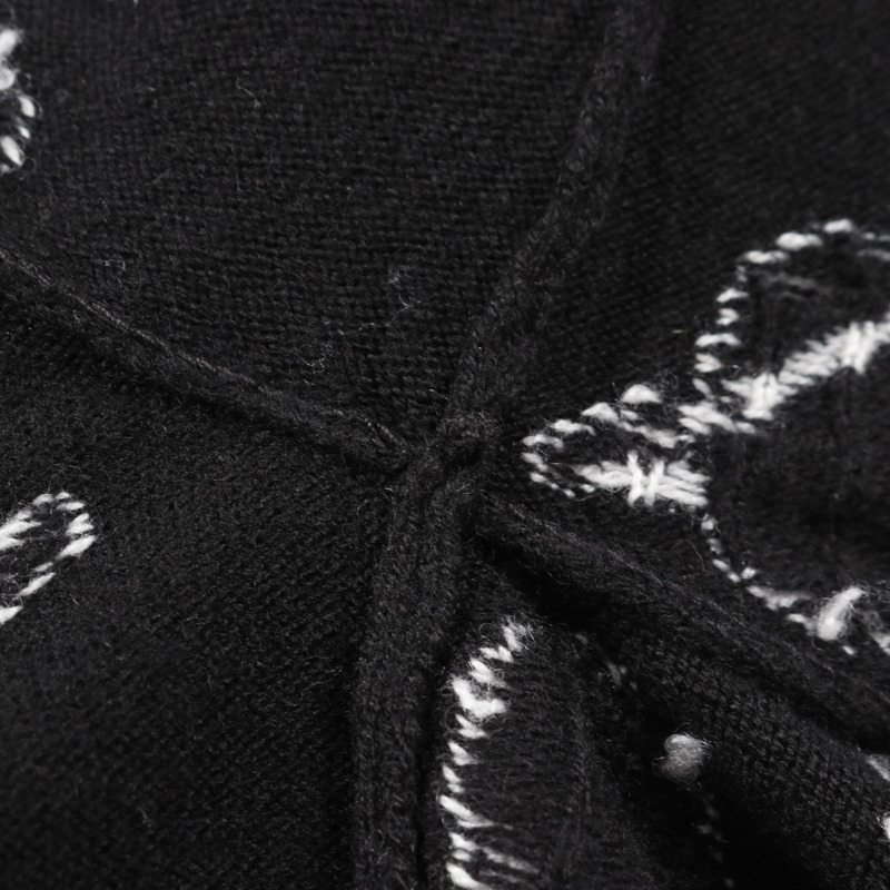 CHANEL COCO 馬克花朵圖案針織毛衣羊絨黑白二手尺寸 36 CC-6