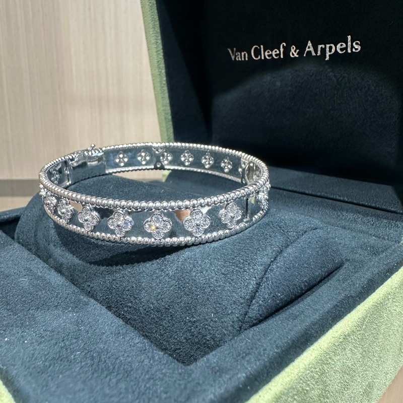 Van Cleef & Arpels梵克雅宝 Perlée clovers 超小号款式 18K白金 手镯-2