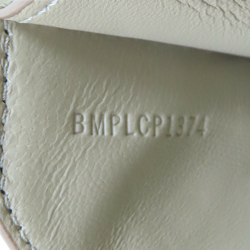 米色 皮革 TB 立體壓紋 鍊釦 肩背包 【フェンディ】-6