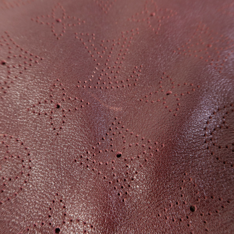 LOUIS VUITTON Mahina Onatah GM金扣肩背袋-17