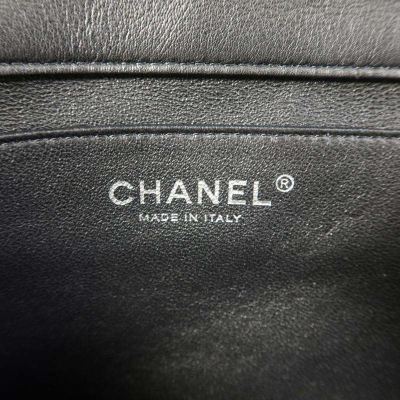 CHANEL 漆皮皮革Chain Shoulder Bag銀扣鏈帶肩背袋-6