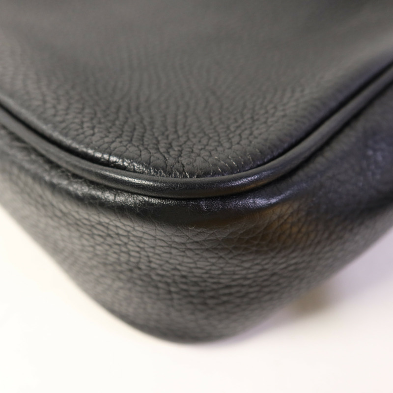 GUCCI 牛皮皮革Soho Disco金扣肩背袋-12