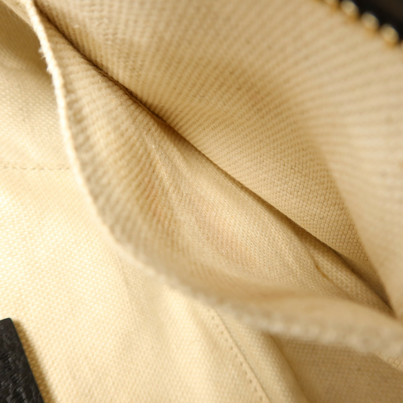 GUCCI 牛皮皮革Soho Disco金扣肩背袋-19