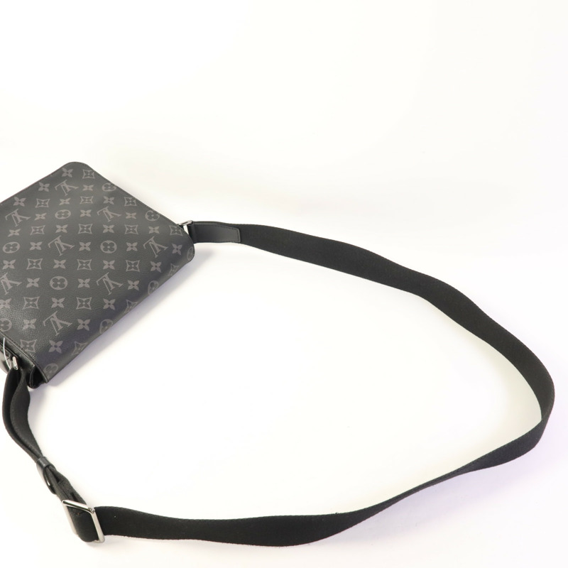 LOUIS VUITTON Monogram Eclipse District PM銀扣肩背袋-4