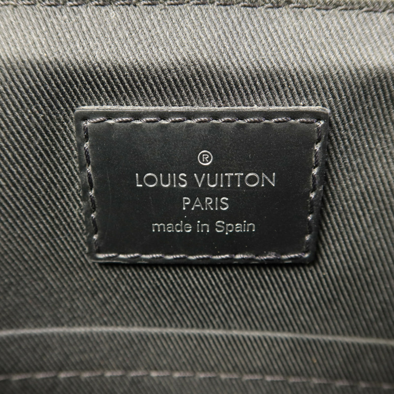 LOUIS VUITTON Monogram Eclipse District PM銀扣肩背袋-6