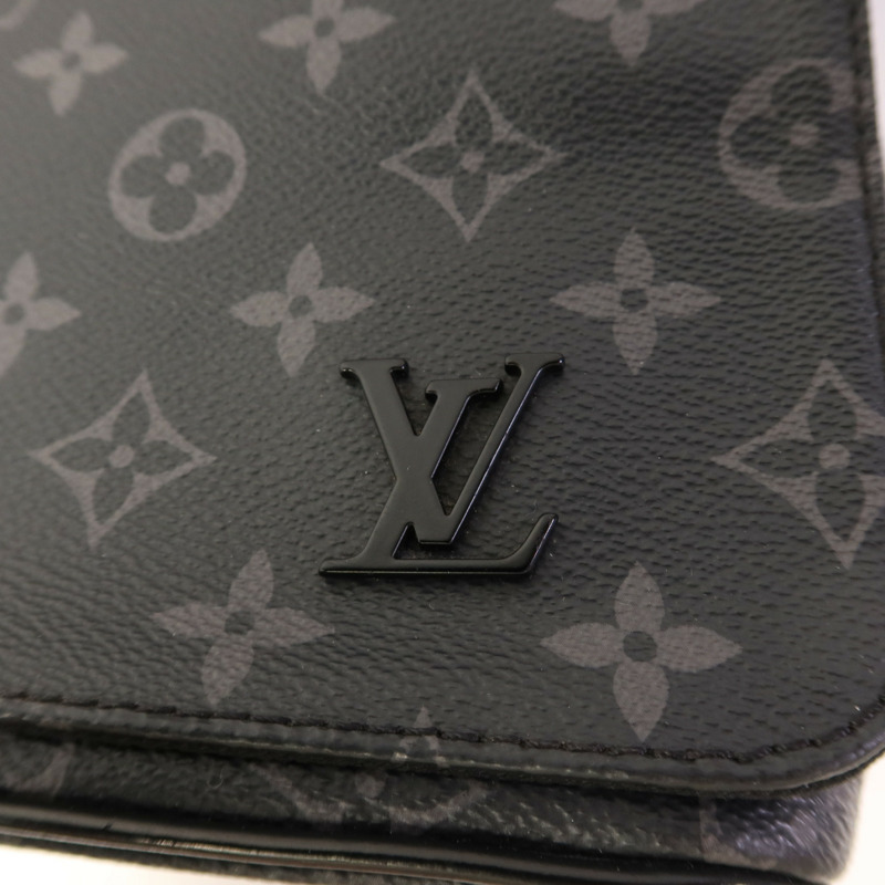 LOUIS VUITTON Monogram Eclipse District PM銀扣肩背袋-9