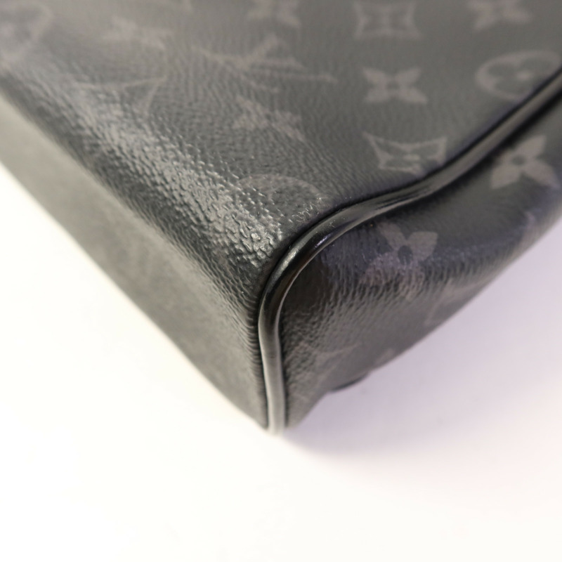 LOUIS VUITTON Monogram Eclipse District PM銀扣肩背袋-14