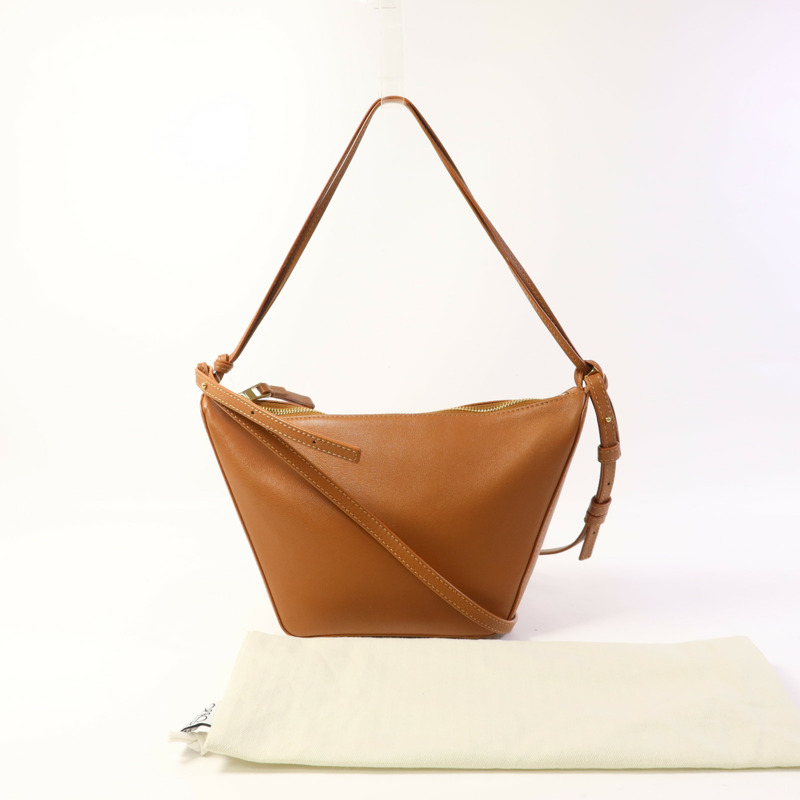 LOEWE 牛皮皮革Mini Hammock Hobo金扣手挽肩背兩用袋-18