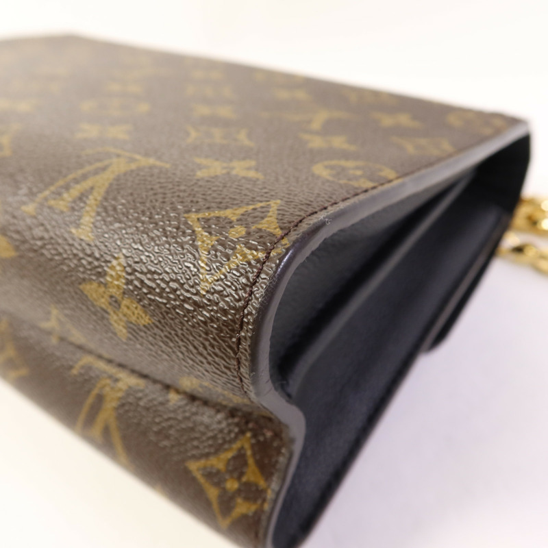 LOUIS VUITTON Monogram Victoire金扣鏈帶肩背袋-14