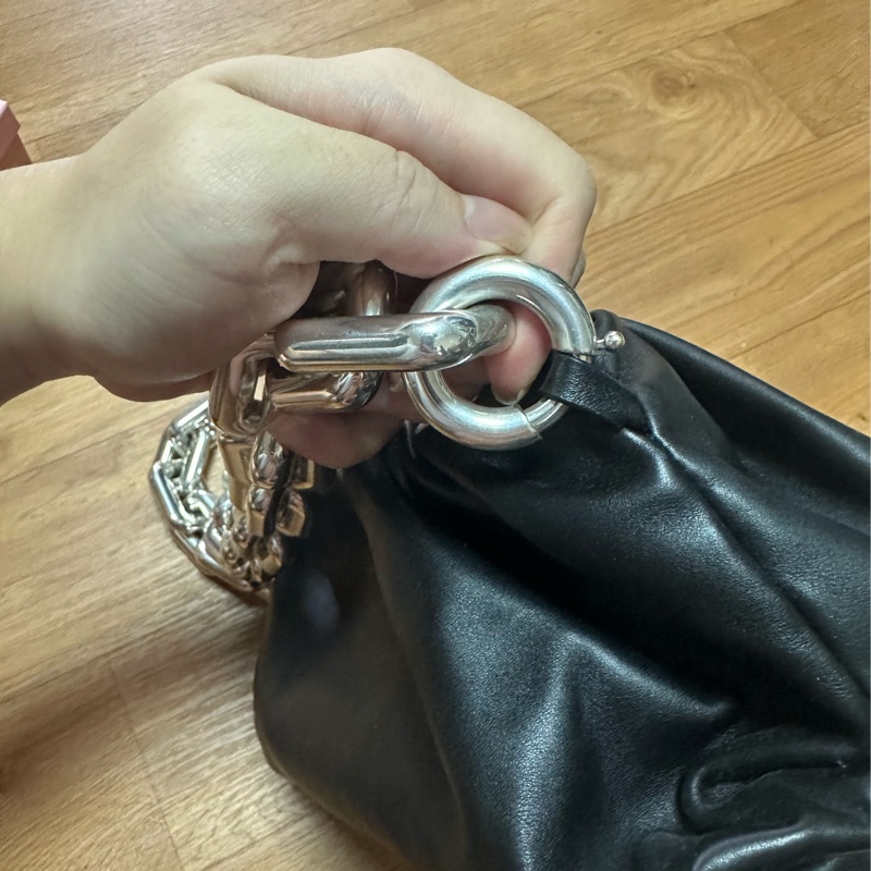 「原價14萬」Bottega Veneta BV 雲朵鏈條包 chain pouch-4