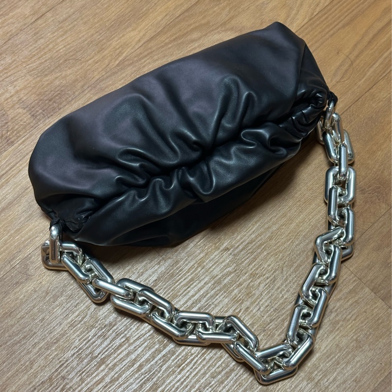 「原價14萬」Bottega Veneta BV 雲朵鏈條包 chain pouch-5